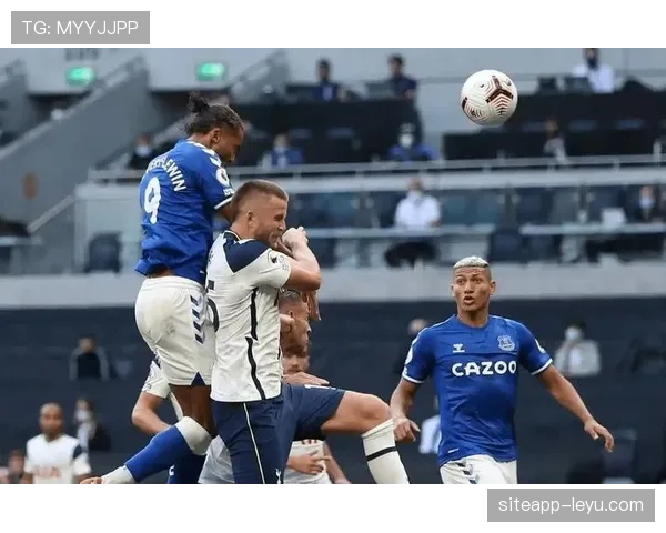 埃弗顿状态回暖，强势晋级联赛杯下一轮