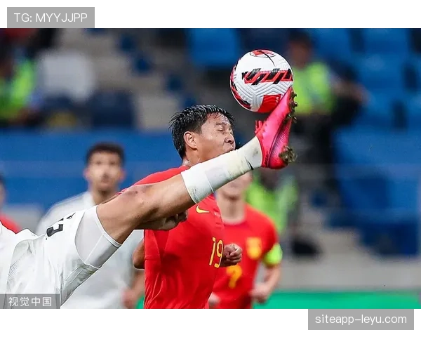 国足闪耀亚洲杯2023决赛，顽强拼搏展现全新风貌