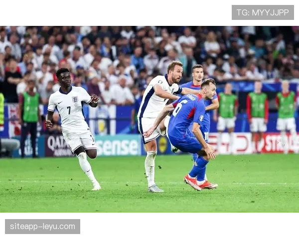 贝林厄姆任意球破门技术解析 贝林厄姆任意球破门技术解析