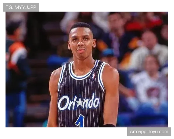 安芬尼·哈达威无球跑动提升投篮频率 显著拉开防守空间